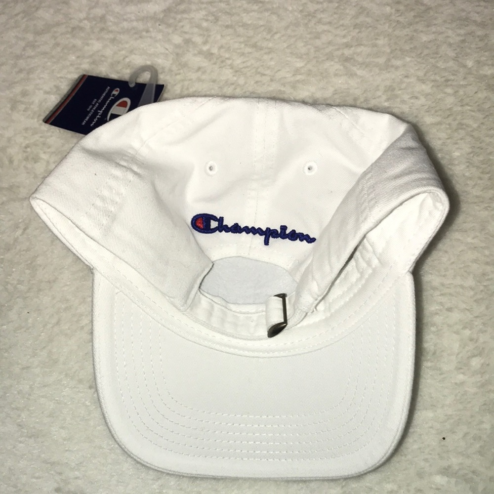 BNWT White Champion Adjustable Logo Lettering Cap - Picture 3 of 3